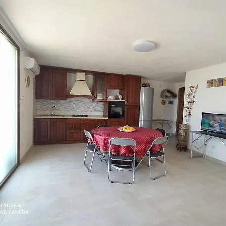 Casa Con Piscina 2 Da Letto Profumo Sea & Sun 2 Hébergement de vacances