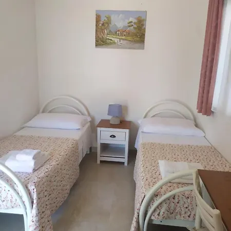 Casa Con Piscina 2 Da Letto Profumo Sea & Sun 2 *